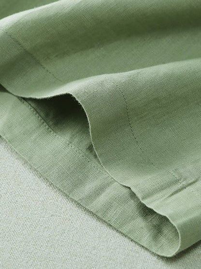 Well Tailored Pants with a Graceful Silhouette