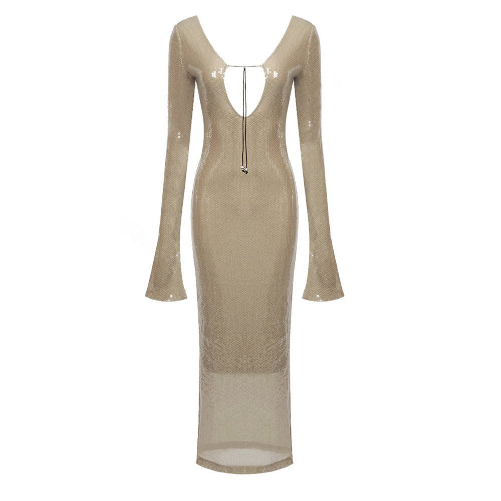 Gracefully Styled Dress for Any Occasion