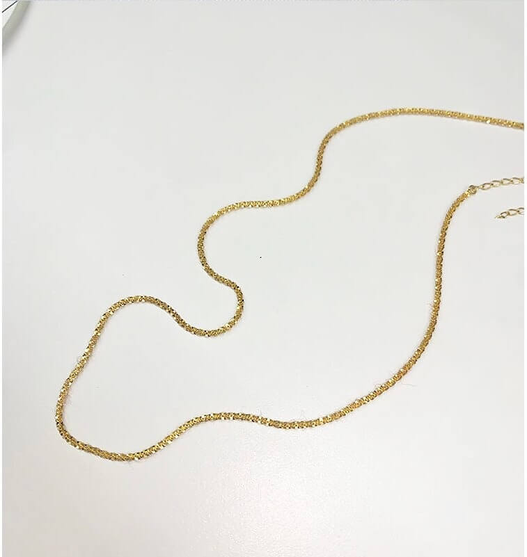 Effortlessly Elegant Garment with a Timeless Design