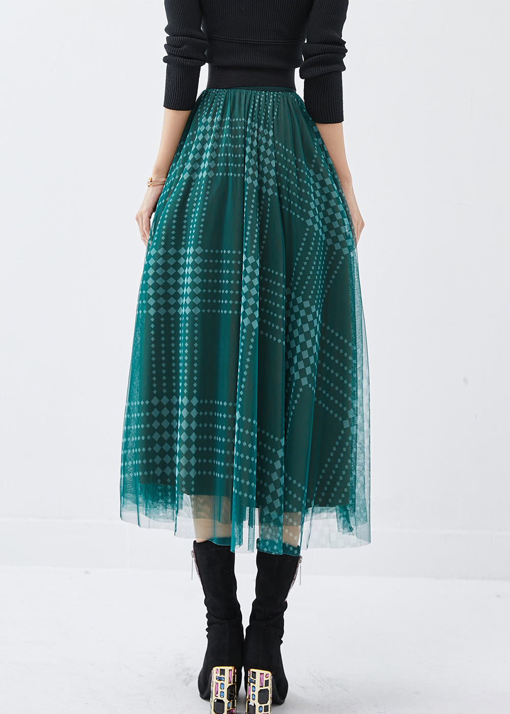 Beautifully Finished Garment in a Timeless Design