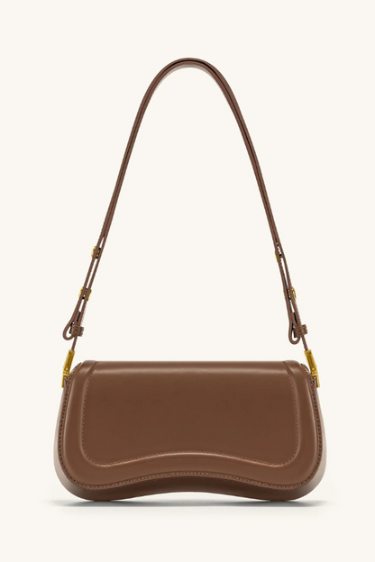 Effortlessly Elegant Garment with a Timeless Design