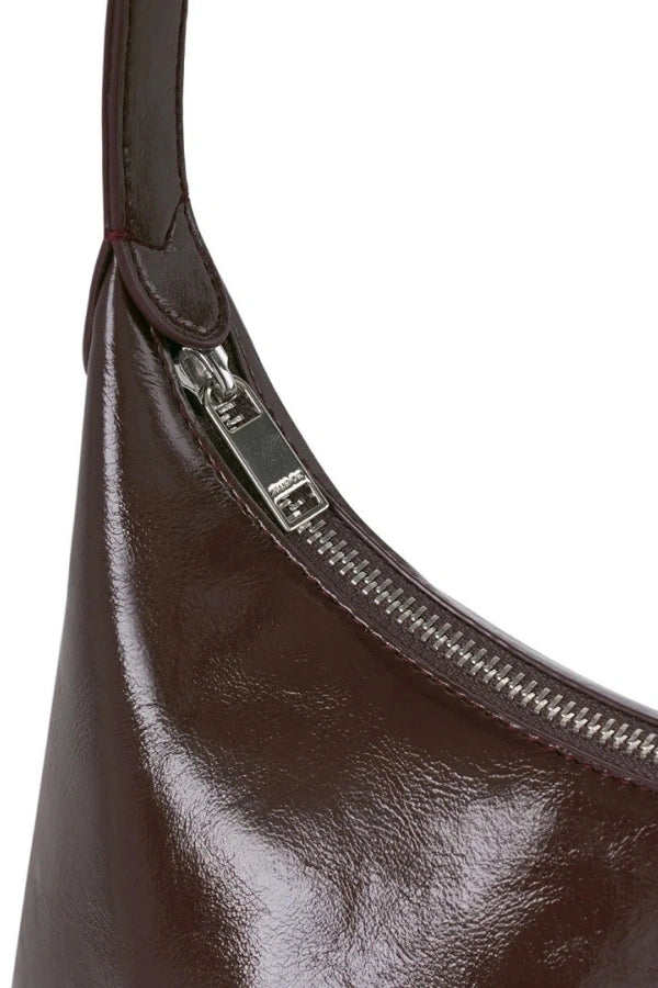Effortlessly Elegant Bag with a Timeless Design