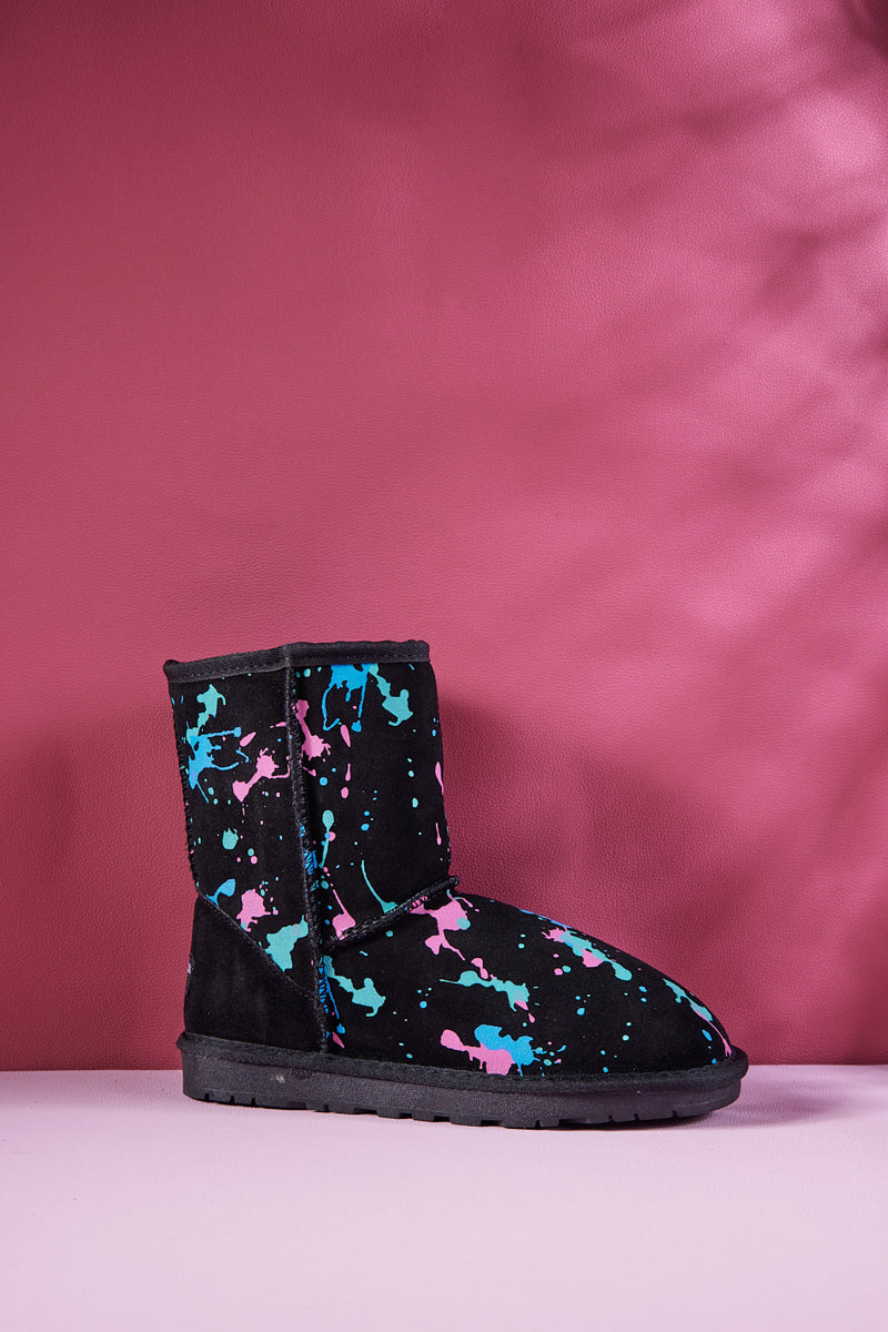 Classic Vintage Boots with a Flattering Fit