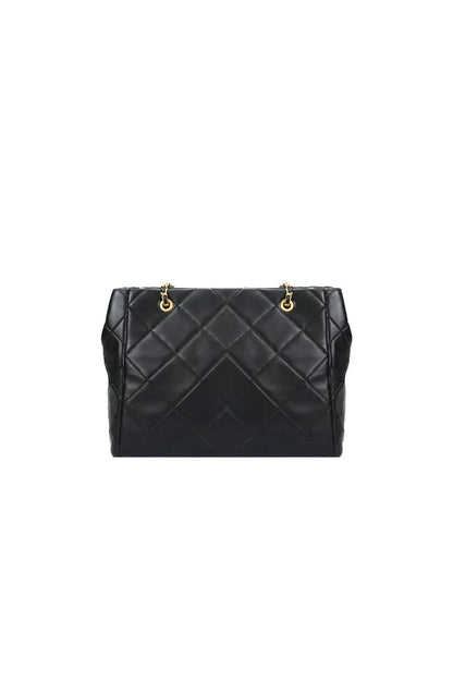 Beautifully Crafted Bag in a Classic Style