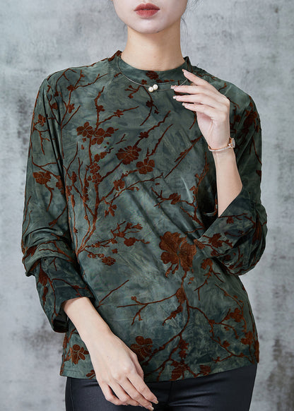 Effortlessly Elegant Shirt with a Timeless Design