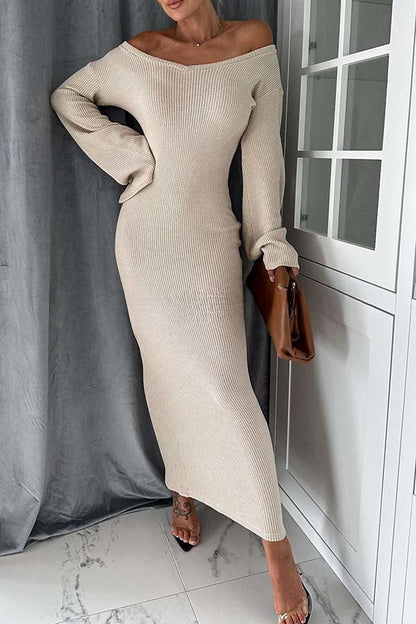 Sophisticated Dress with a Clean Classic Look