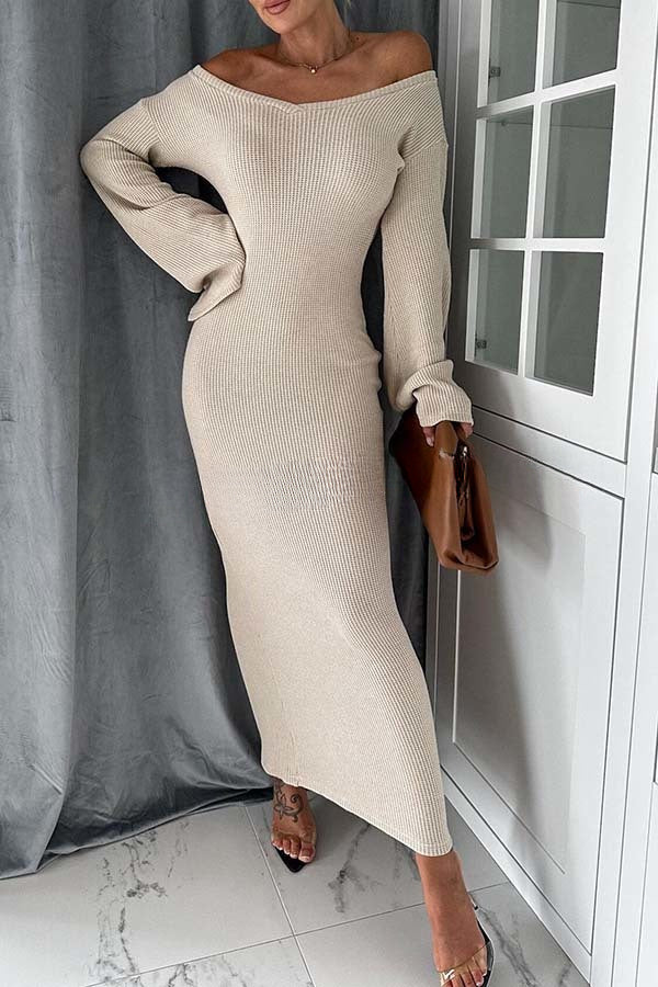 Sophisticated Dress with a Clean Classic Look