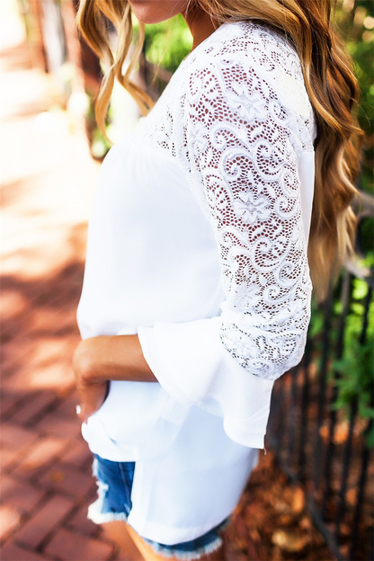 Effortlessly Elegant Top with a Timeless Design