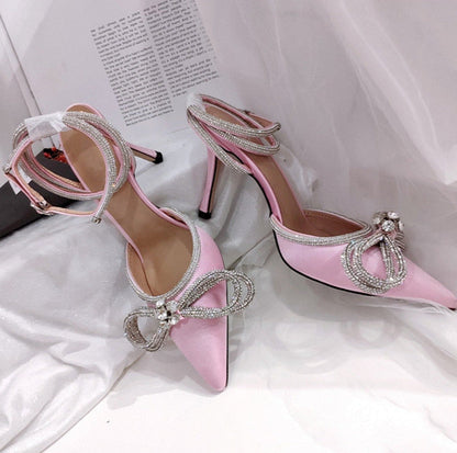 Classic Vintage Heels with a Flattering Fit