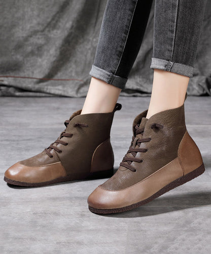Elegantly Styled Boots for Everyday Wear
