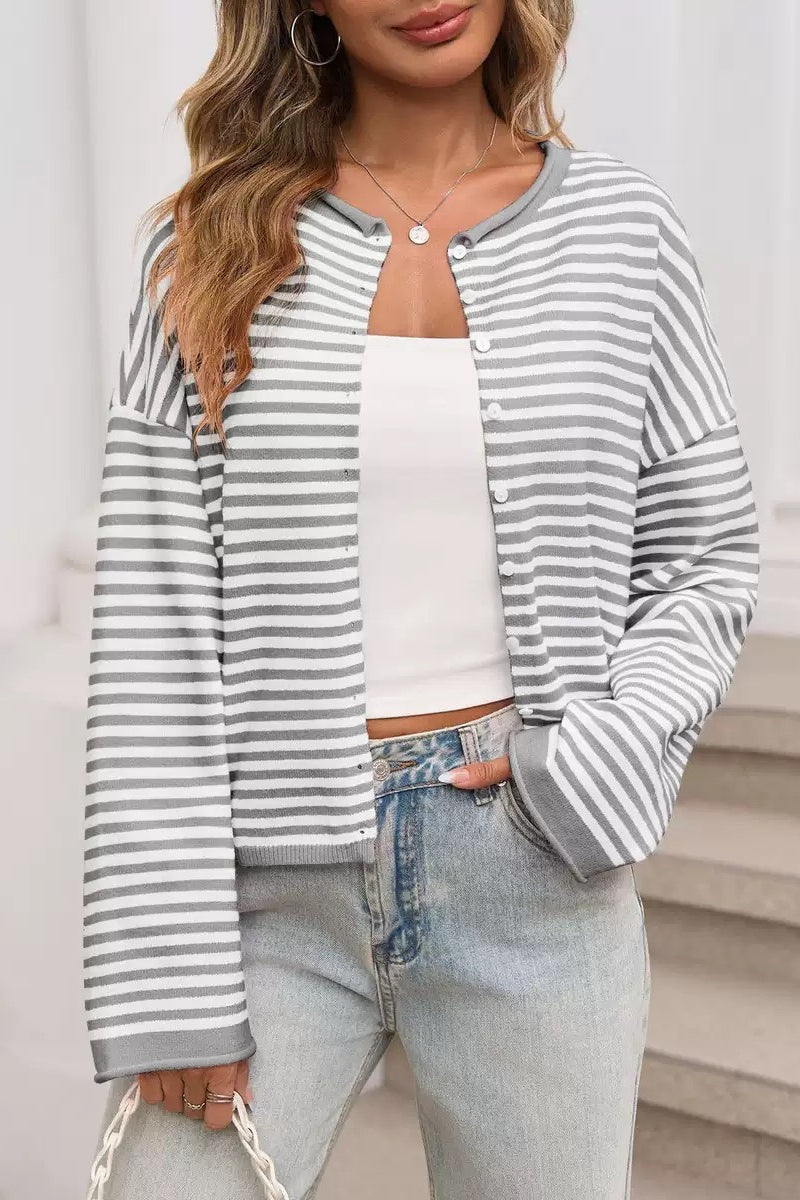 Elegantly Styled Cardigan for Everyday Wear
