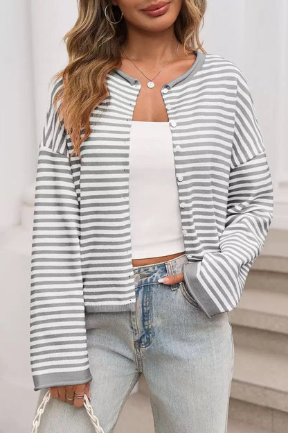 Elegantly Styled Cardigan for Everyday Wear