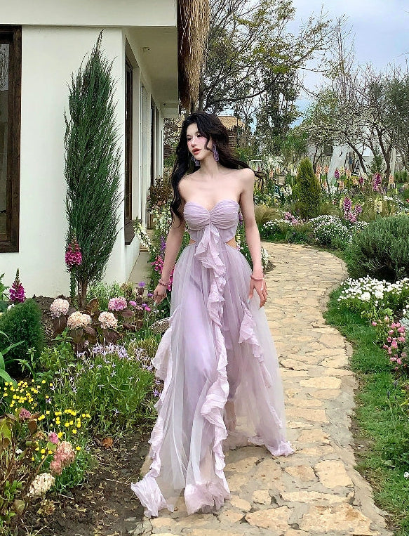 A Vintage Style Dress with Delicate Timeless Details