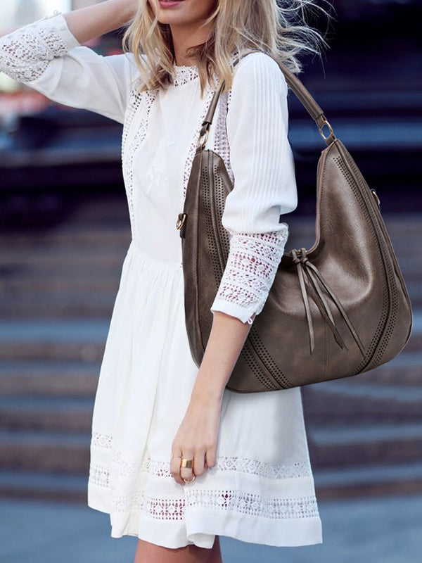 Polished Bag with an Effortless Classic Look