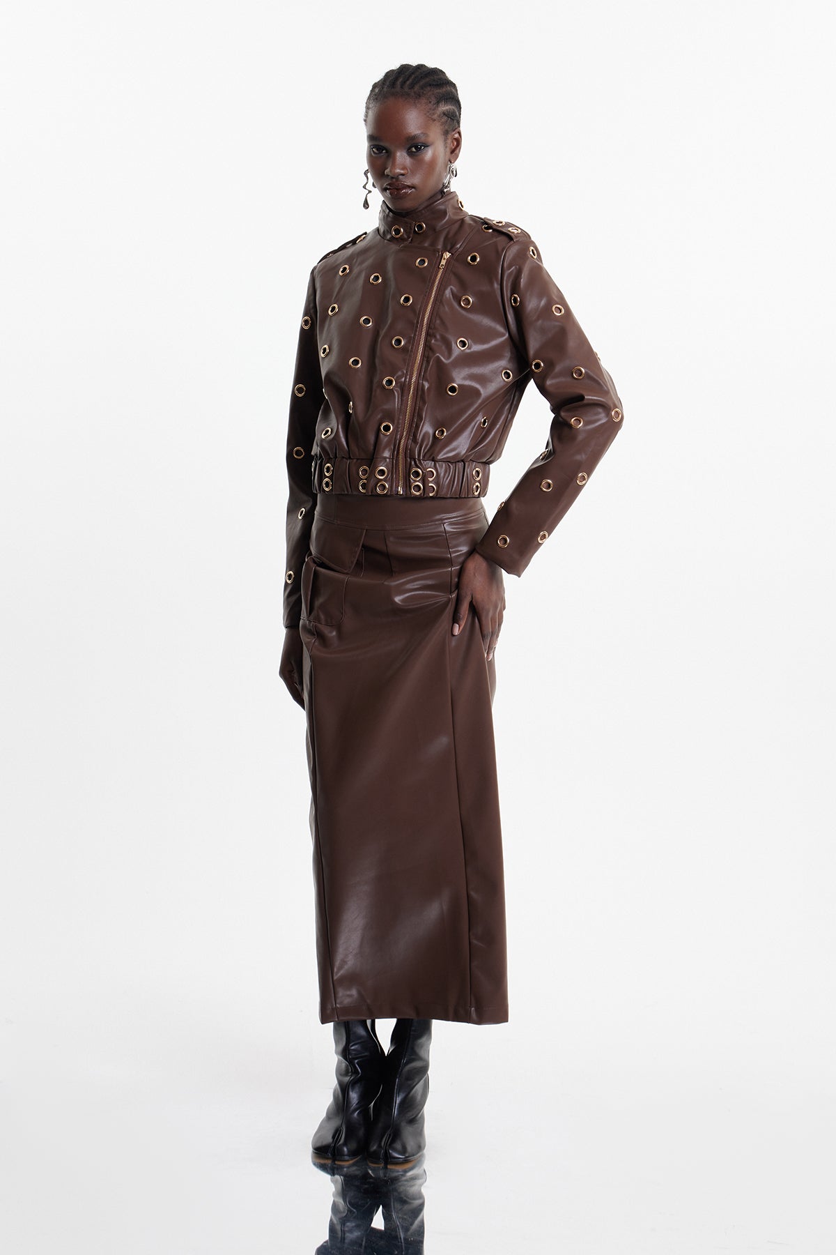 Gracefully Styled Garment for Any Occasion