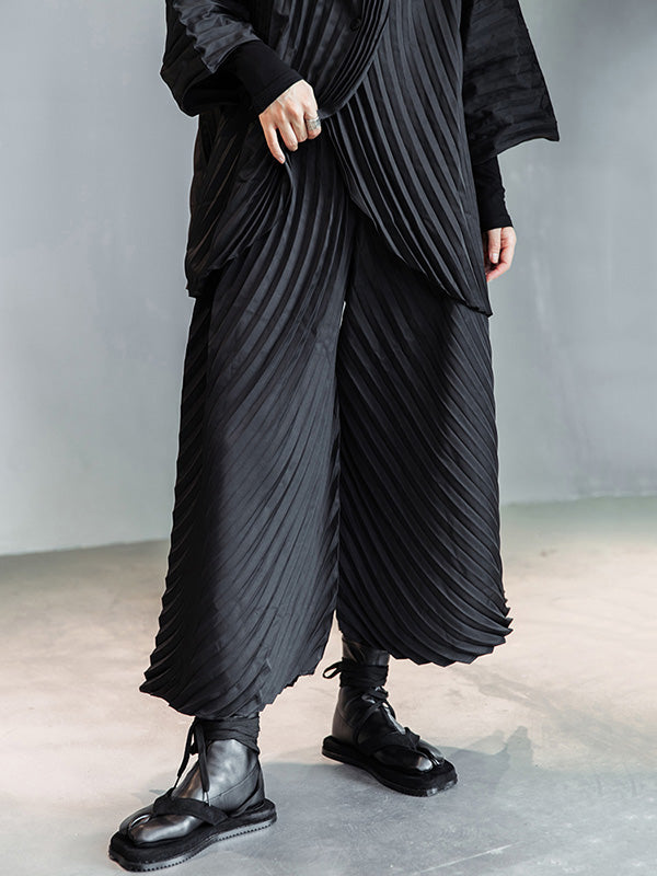 A Vintage Style Pants with Delicate Timeless Details