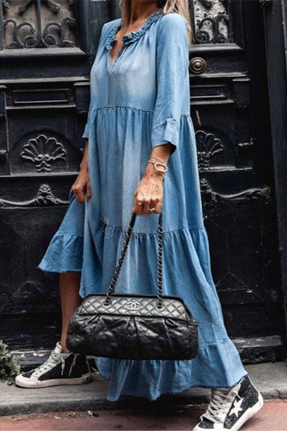 Well Tailored Dress with a Graceful Silhouette