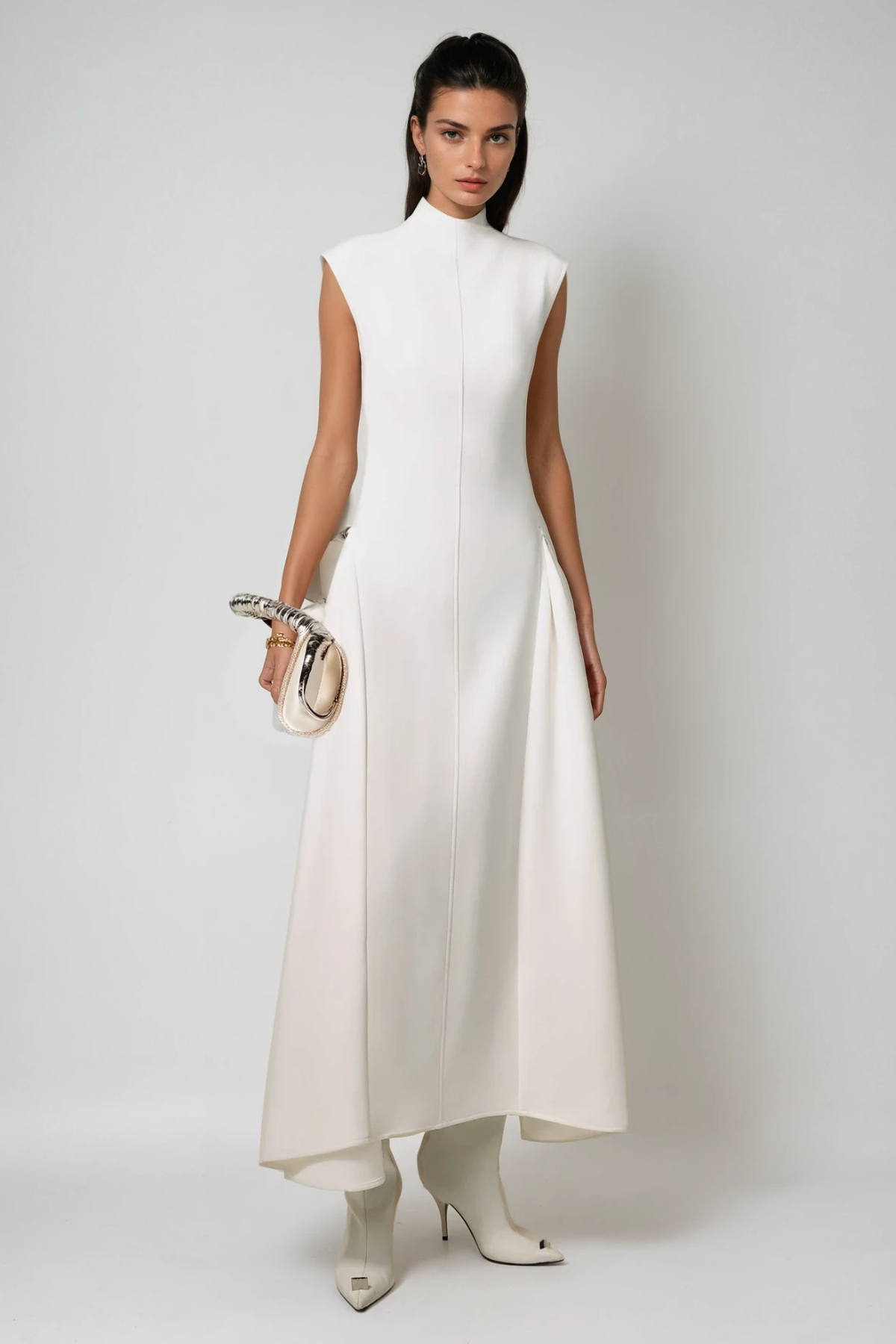 Classic Vintage Dress with a Flattering Fit
