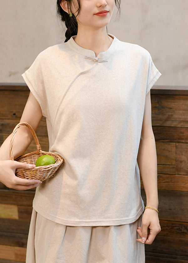 A Vintage Style Shirt with Delicate Timeless Details