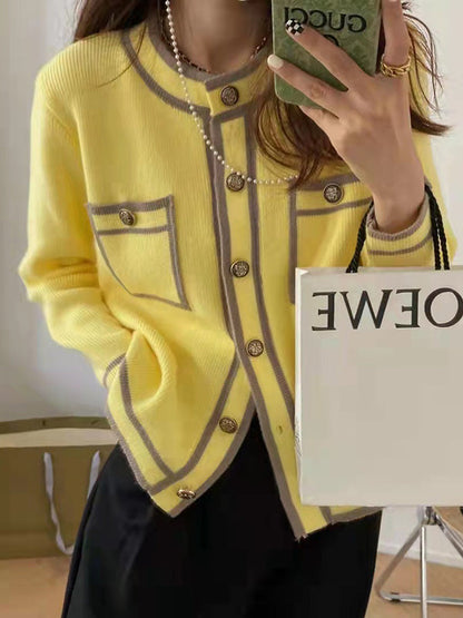 Well Tailored Cardigan with a Graceful Silhouette