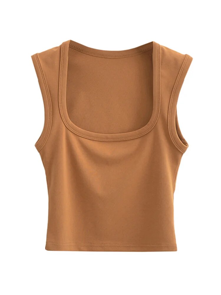 Polished Top with an Effortless Classic Look