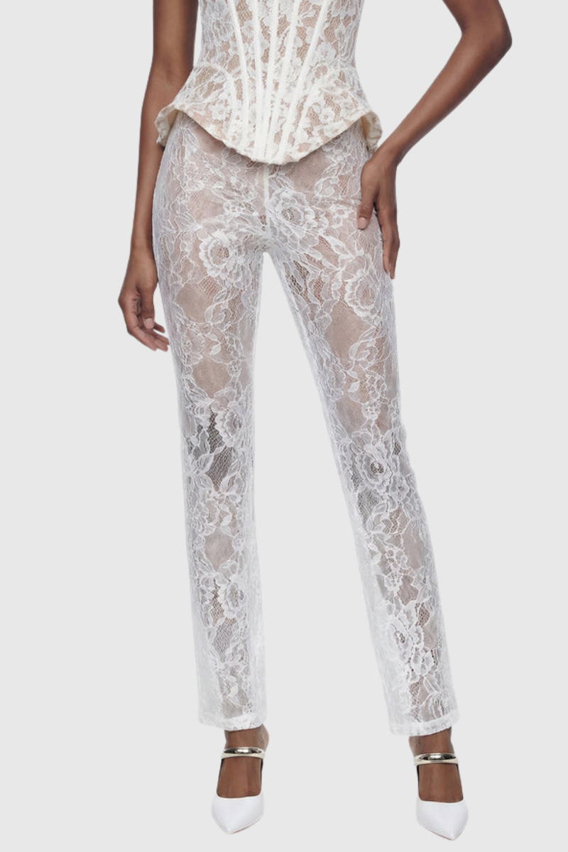 Classic Vintage Pants with a Flattering Fit
