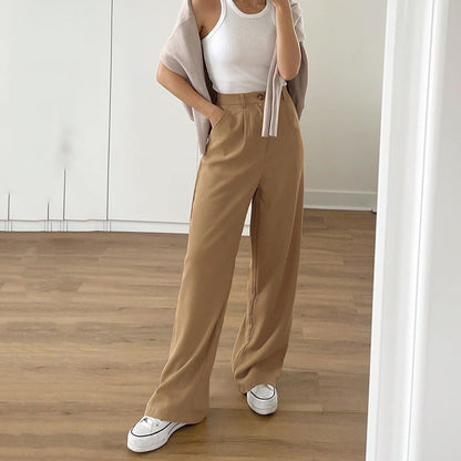 Classic Vintage Pants with a Flattering Fit