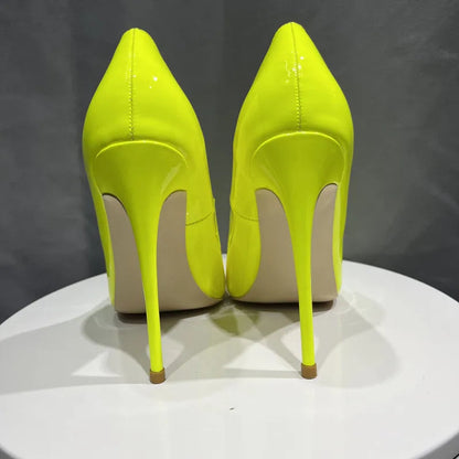 A Vintage Style Heels with Delicate Timeless Details