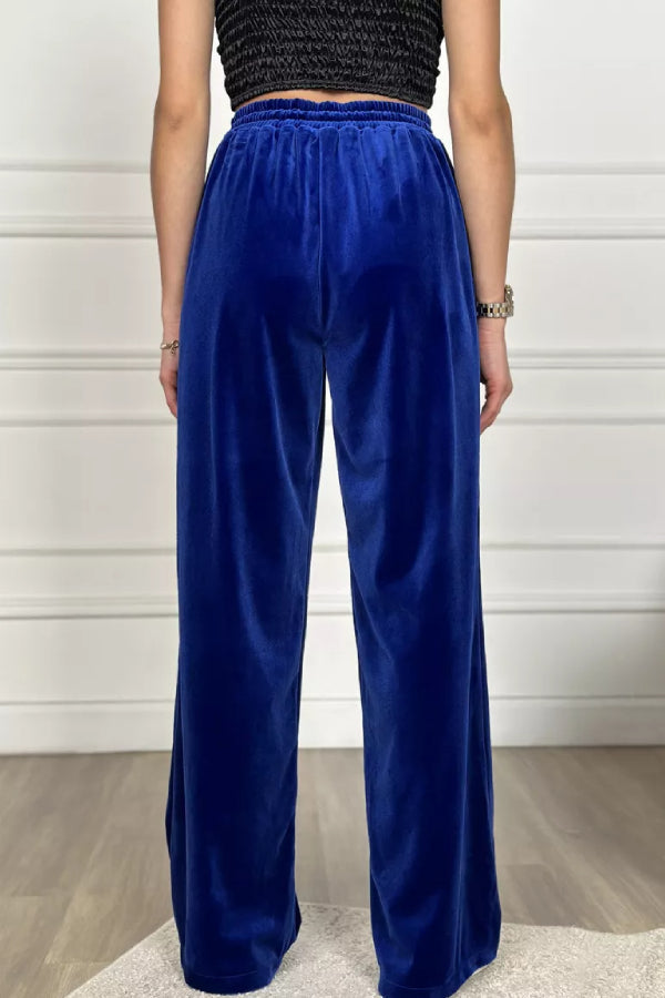 Elegantly Styled Pants for Everyday Wear