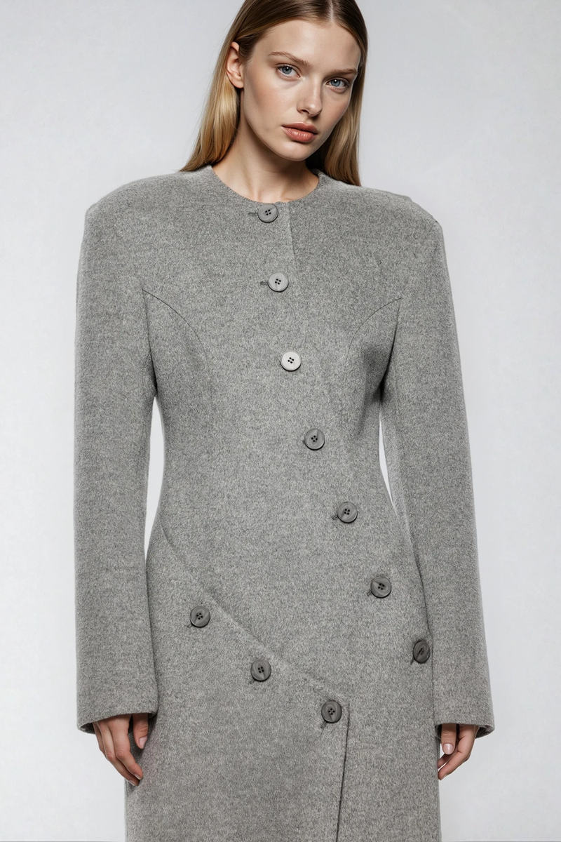 Sophisticated Dress with a Clean Classic Look