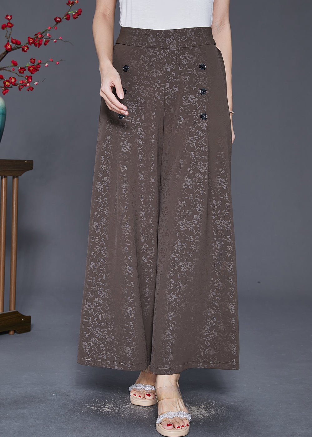 Beautifully Crafted Pants in a Classic Style