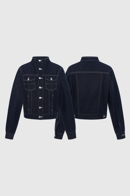 Effortlessly Elegant Jacket with a Timeless Design