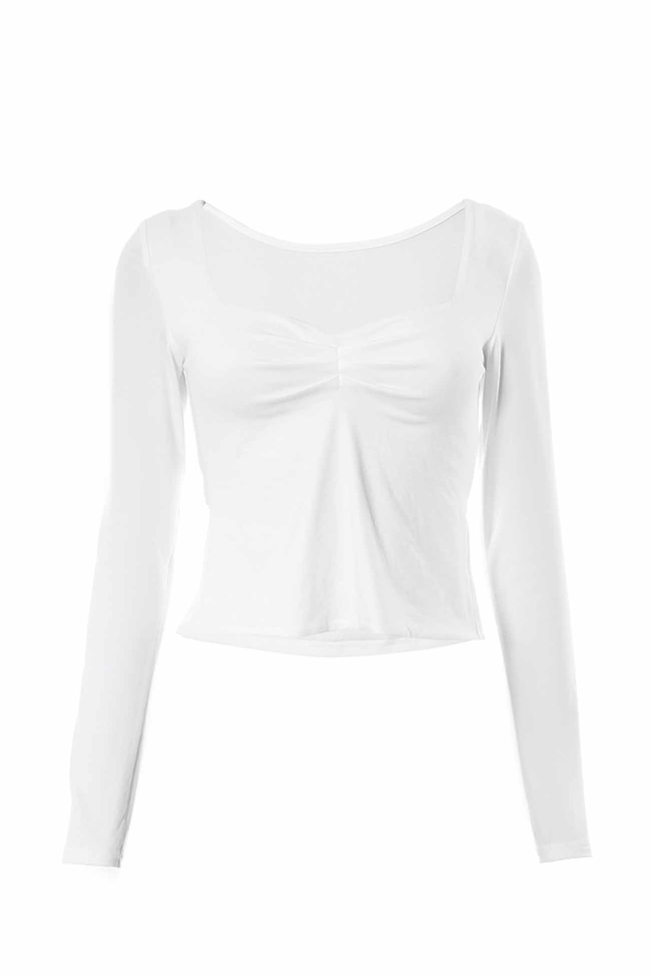 Effortlessly Elegant Top with a Timeless Design