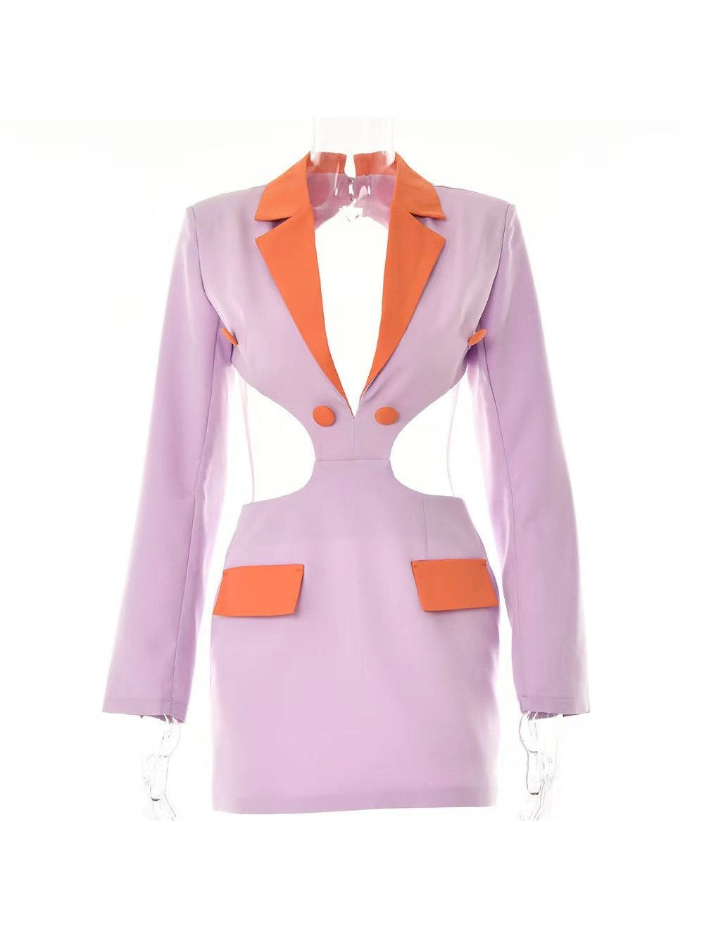 Beautifully Finished Dress in a Timeless Design