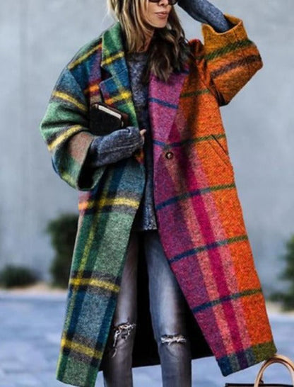 Well Tailored Coat with a Graceful Silhouette