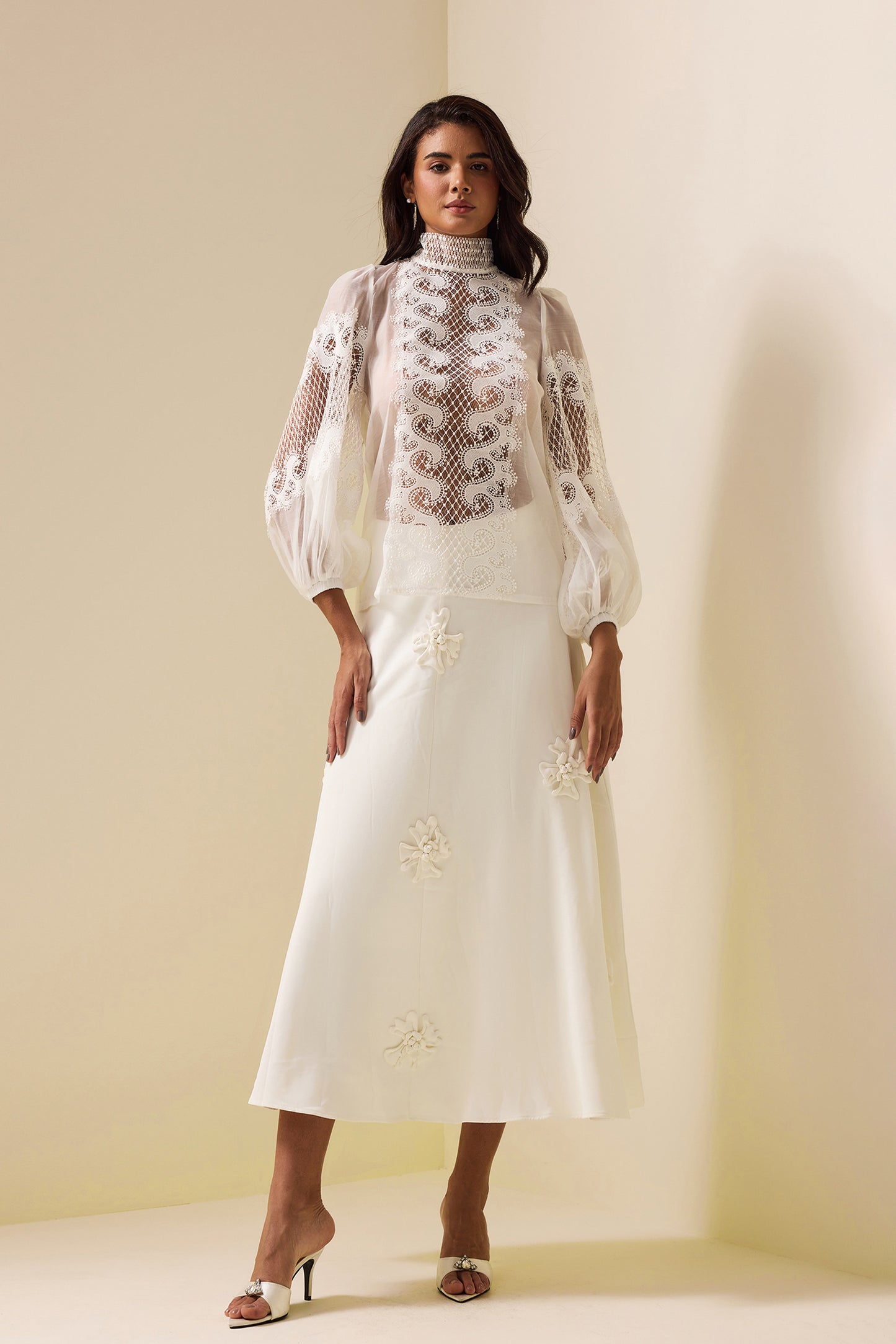Well Tailored Garment with a Graceful Silhouette