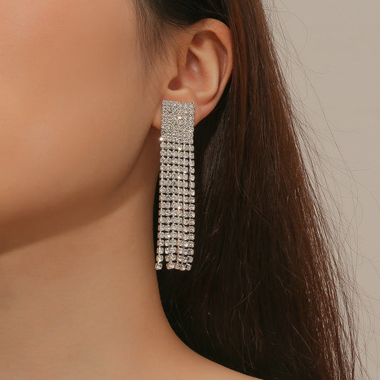 Sophisticated Garment with a Clean Classic Look