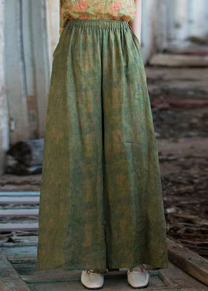 Well Tailored Pants with a Graceful Silhouette