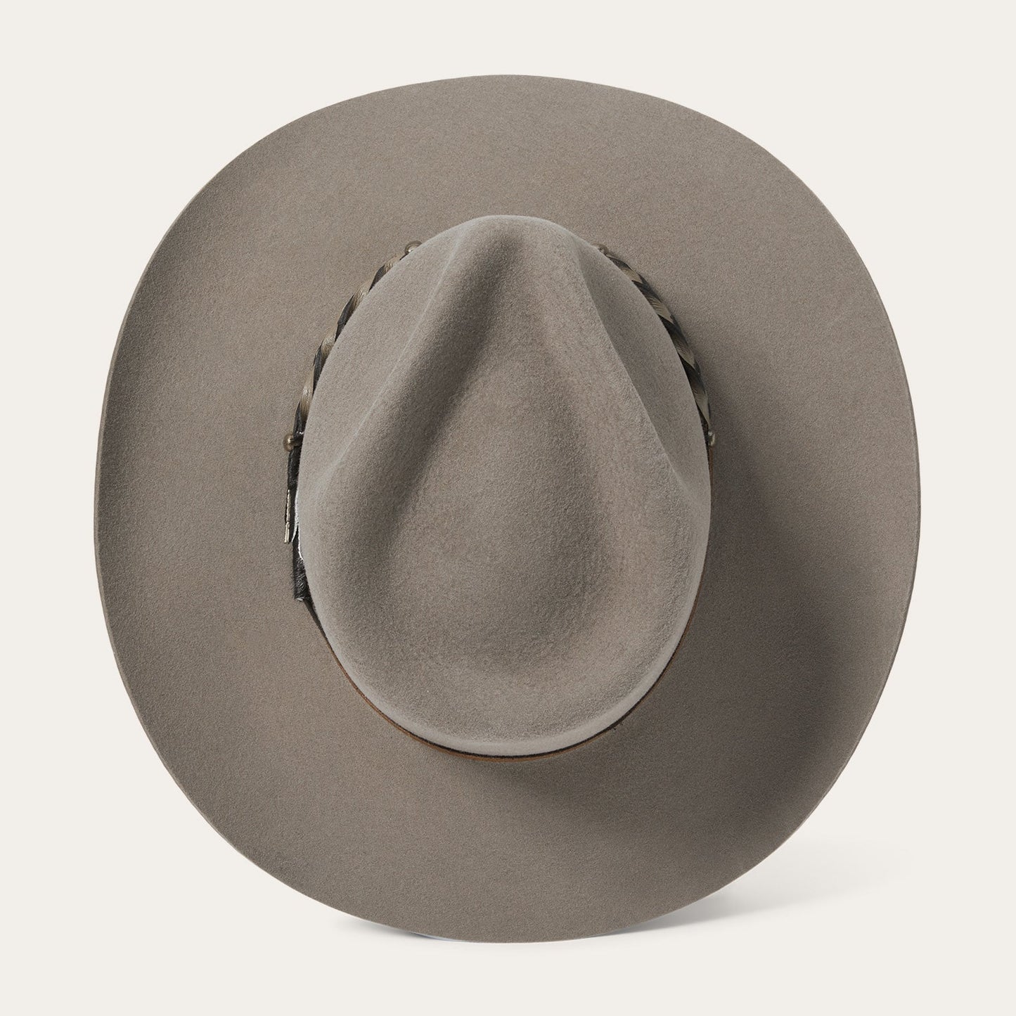 Beautifully Finished Garment in a Timeless Design