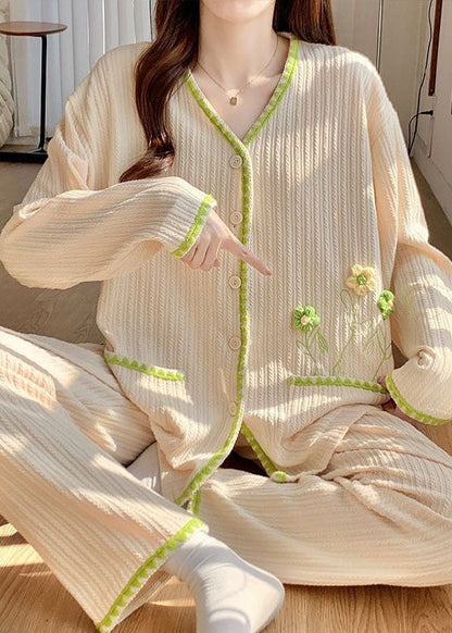 Well Tailored Garment with a Graceful Silhouette