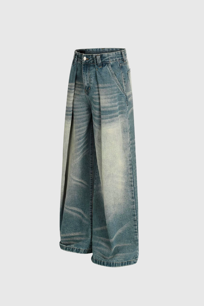 Sophisticated Garment with a Clean Classic Look
