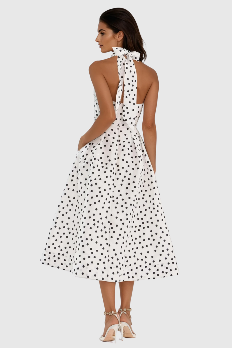 Classic Vintage & Enduringly Stylish Dress