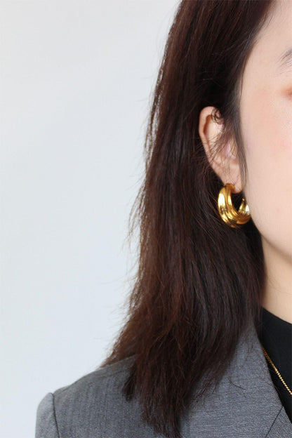 Classic Vintage Garment with a Flattering Fit