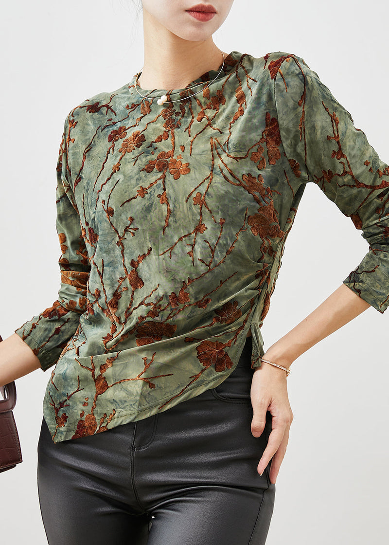 Elegantly Styled Blouse for Everyday Wear