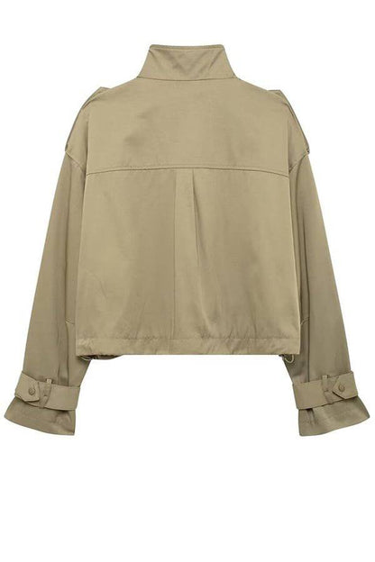 Elegantly Styled Jacket for Everyday Wear