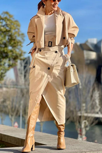 Effortlessly Elegant Jacket with a Timeless Design