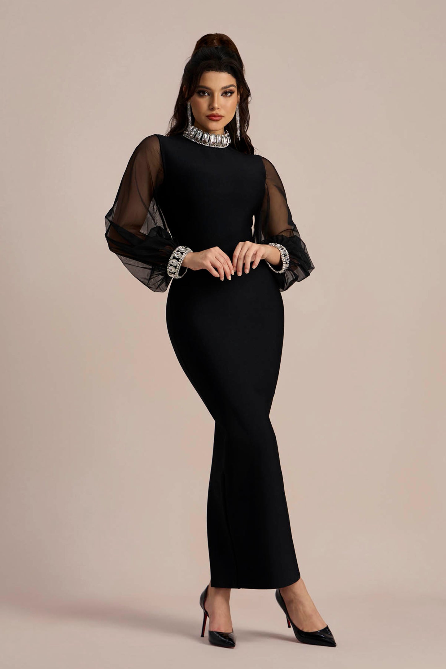 Classic Vintage Dress with a Flattering Fit