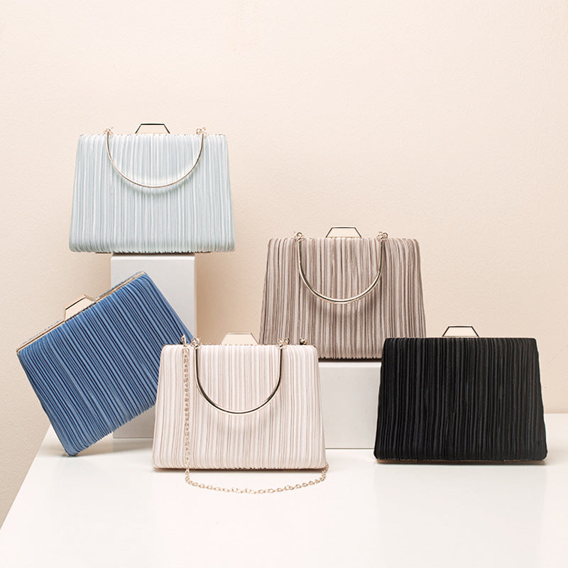 Effortlessly Elegant Bag with a Timeless Design