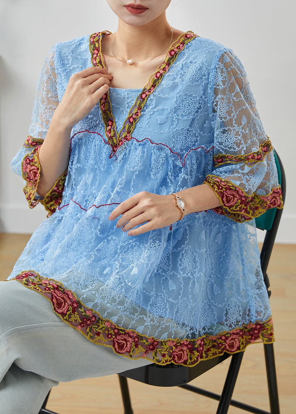 Effortlessly Elegant Shirt with a Timeless Design