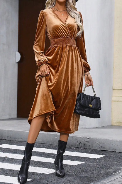 Sophisticated Dress with a Clean Classic Look